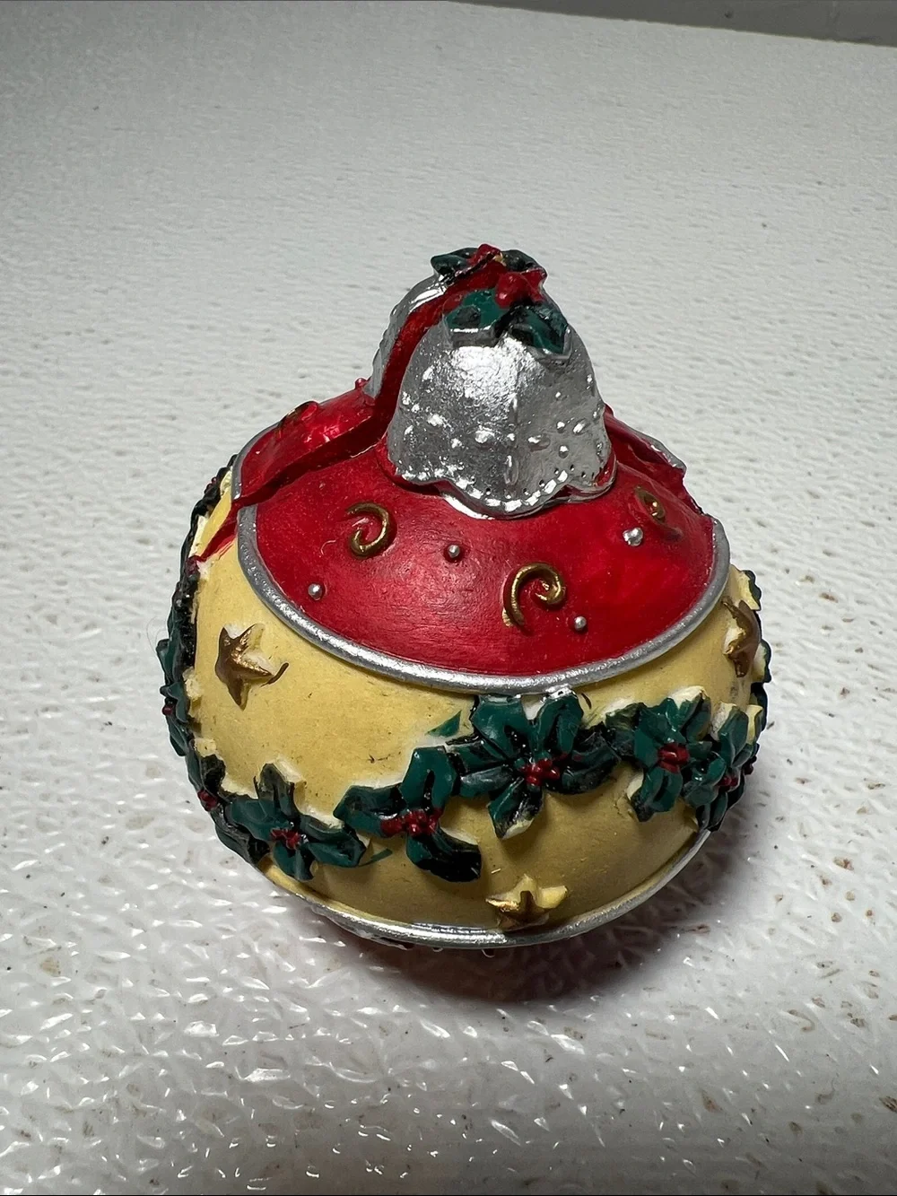 Holiday Table Decor Christmas Bulb Opens with Santa Scene Inside NEW